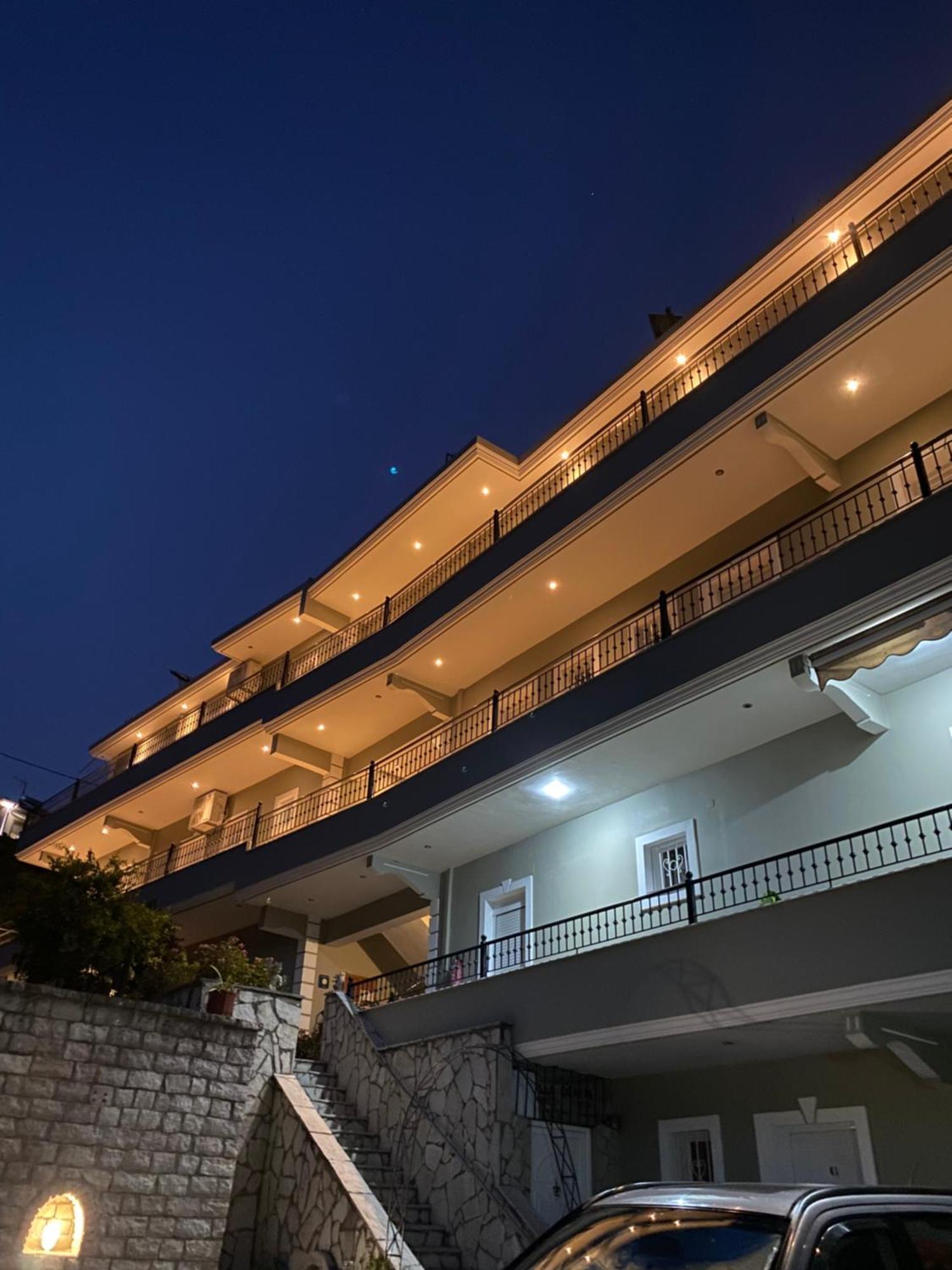 Villa Dorita Luxury Apartments ปาร์กา ภายนอก รูปภาพ