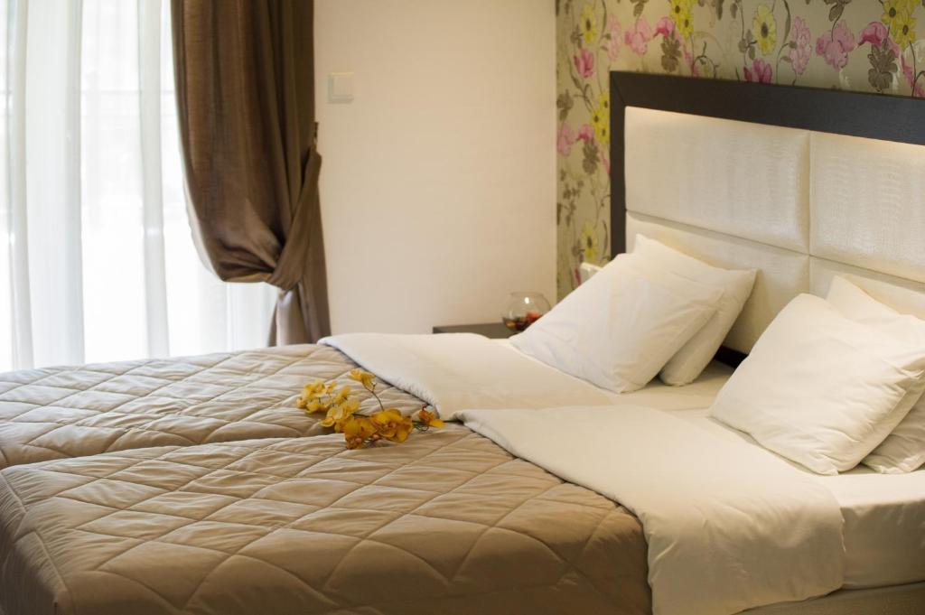 Villa Dorita Luxury Apartments ปาร์กา ภายนอก รูปภาพ
